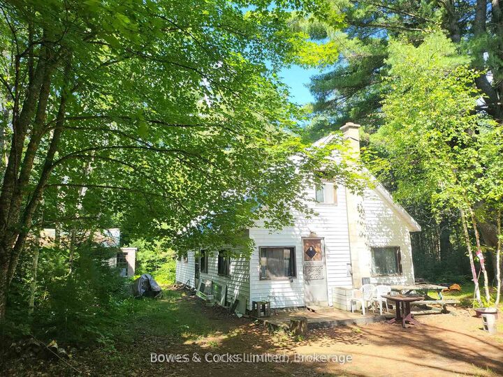 24 Robinson Road — photo 1