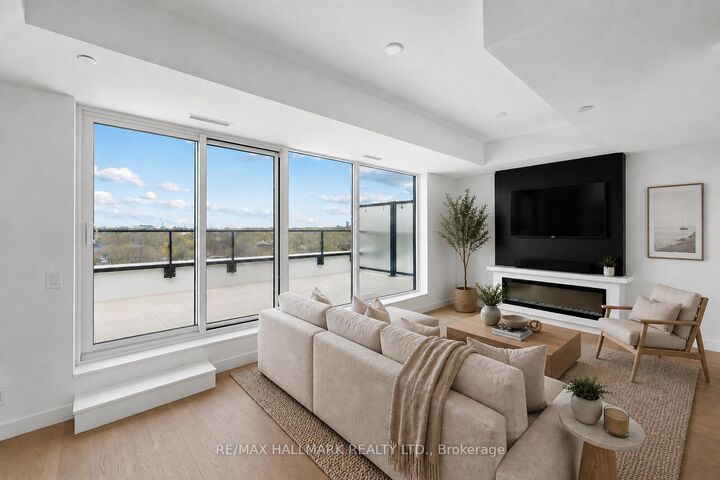 Property Photo: 1050 Eastern Avenue 1113 ON M4L 0B7