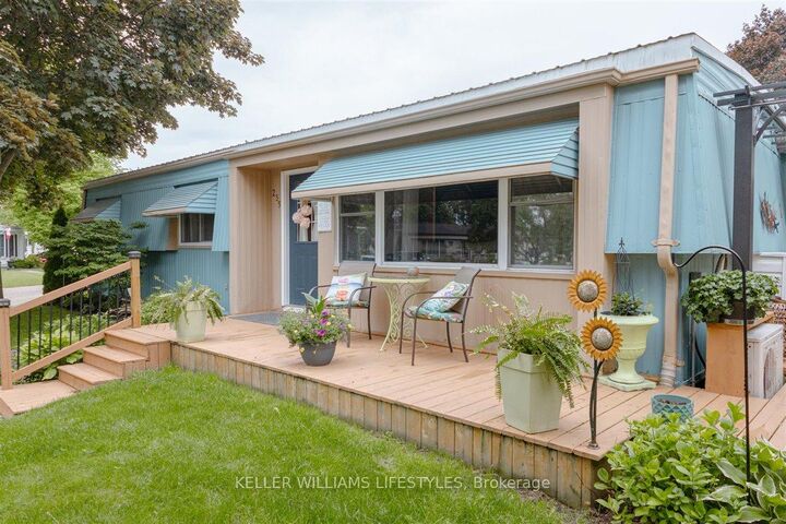 Property Photo: 239 Southwind Court ON N0M 1T0
