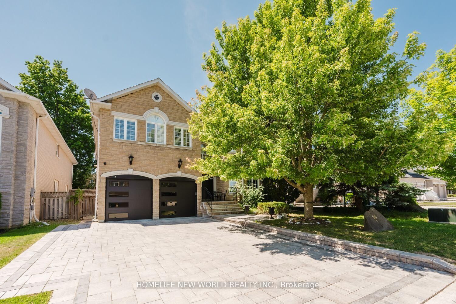 Property Photo: 46 El Dorado Street ON L4C 0G8