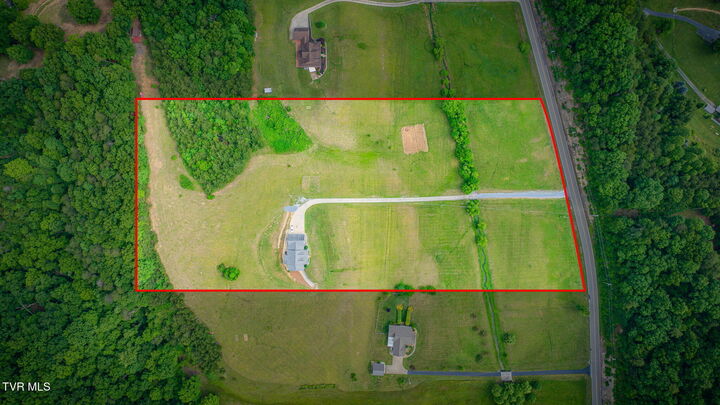 Property Photo:  1130 Elizabethton Highway  TN 37618 