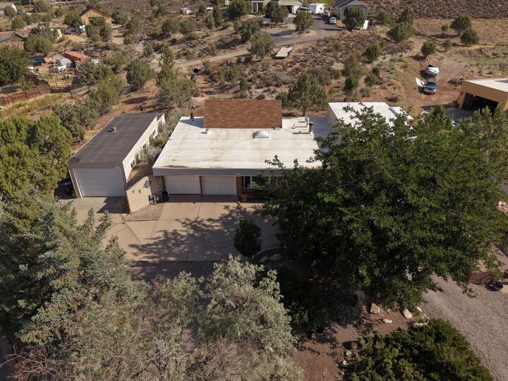 Property Photo:  1122 W Diamond Valley Dr  UT 84770 