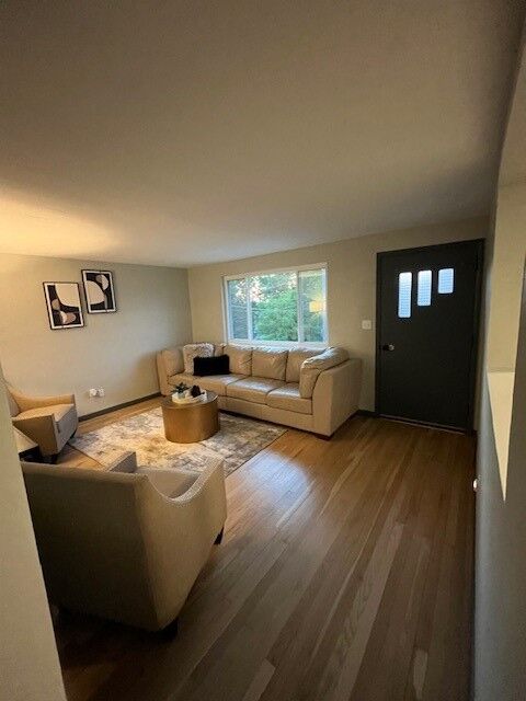 Property Photo:  3208 Stewart St  PA 15132 