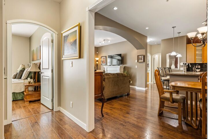 Property Photo:  33485 South Fraser Way 315  BC V2S 8P9 