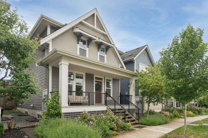 20326 82B Avenue — photo 1