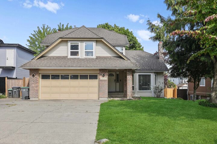 6960 143A Street — photo 1