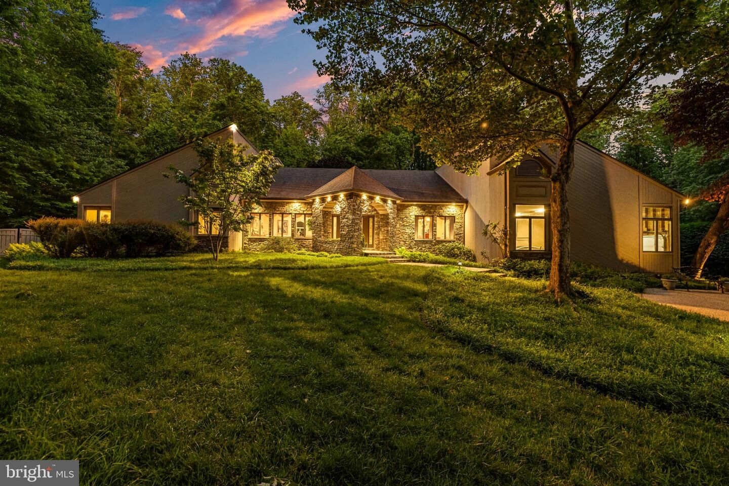 Property Photo:  12113 Heneson Garth  MD 21117 