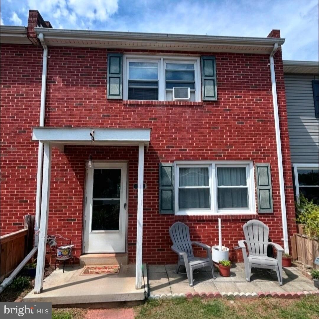 Property Photo:  132 Scott Street  VA 22630 