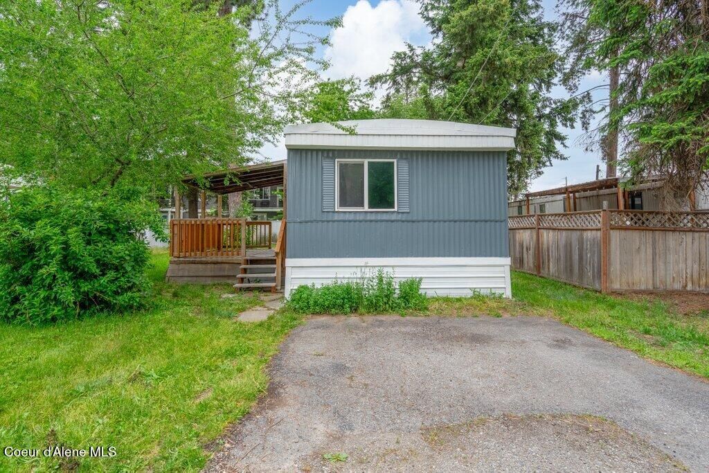 Property Photo:  139 W Cosgrove Rd  ID 83815 