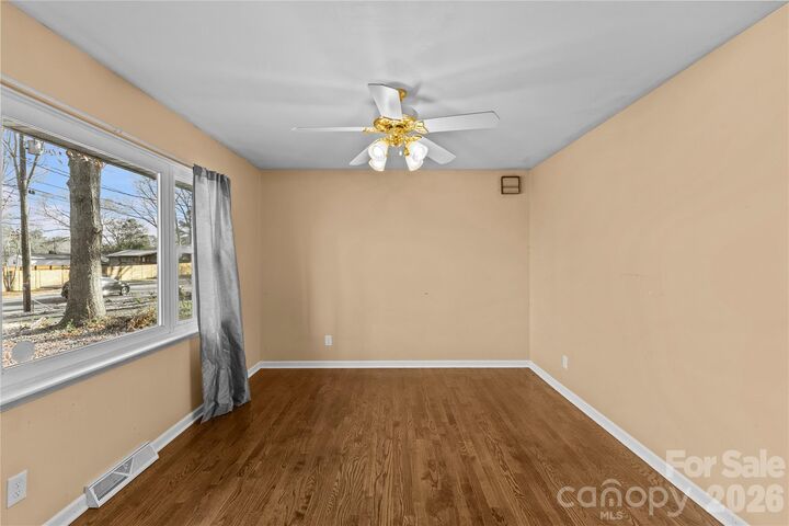 Property Photo:  117 Robinson Avenue  NC 28104 