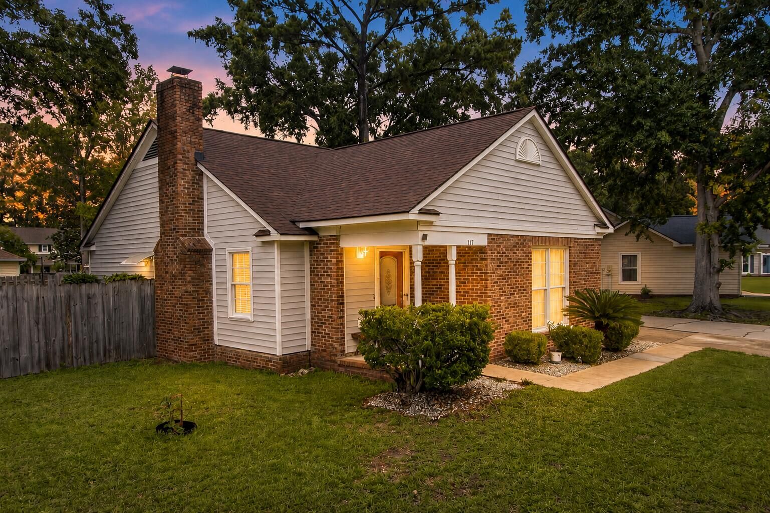 Property Photo:  117 Chownings Lane  SC 29445 