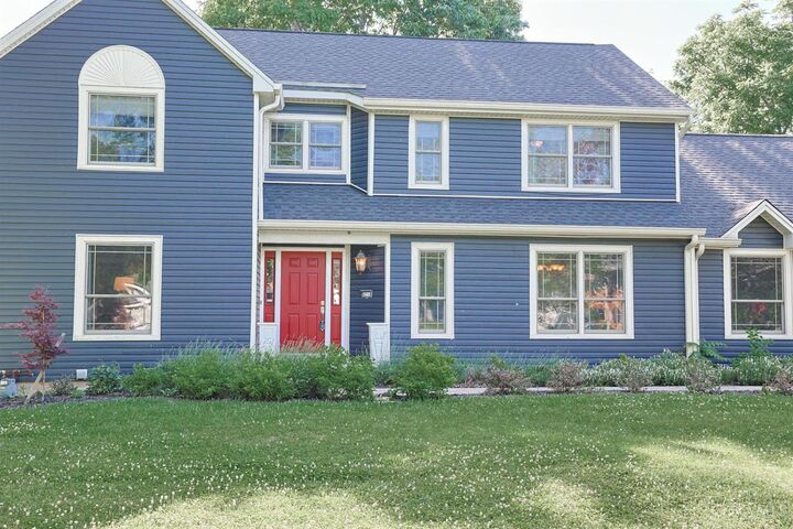 Property Photo:  6214 N Shadow Hill Way  OH 45140 