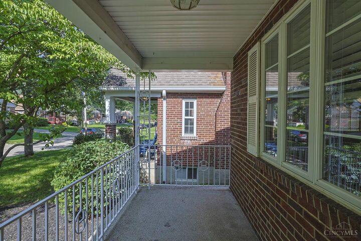Property Photo:  3782 St Johns Terrace  OH 45236 