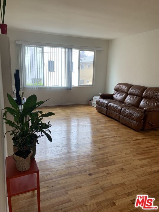Property Photo: 1470 S Sherbourne Dr CA 90035