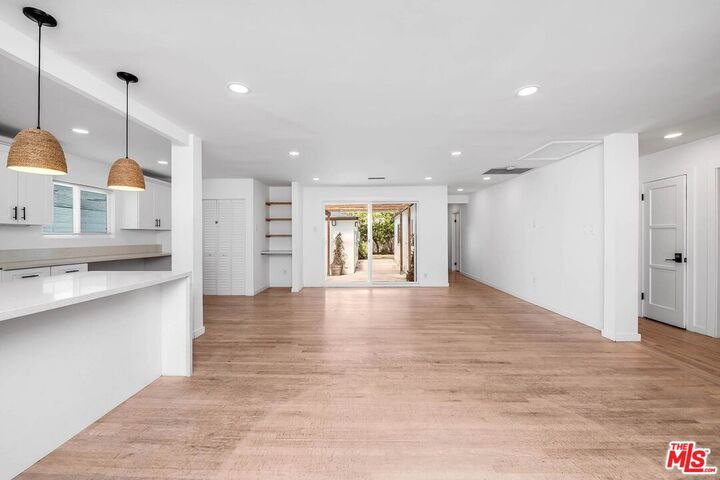 Property Photo: 11333 Braddock Dr CA 90230