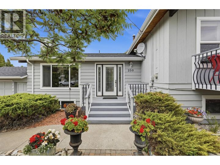 Property Photo: 230 Vista Place BC V0K 1A0