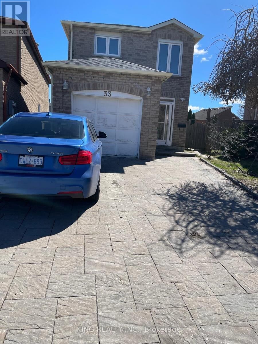 Property Photo: 33 Rowe Court ON L3S 2J6