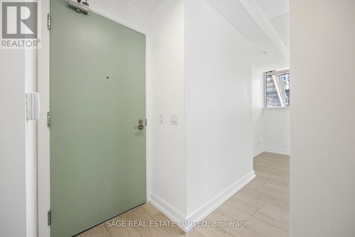 Property Photo: 455 Front Street East N501 ON M5A 0G2