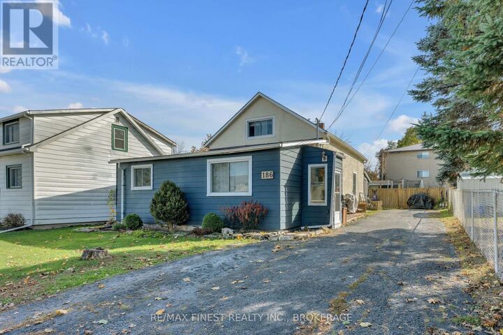 Property Photo: 186 Thomas Street ON K7R 2H5