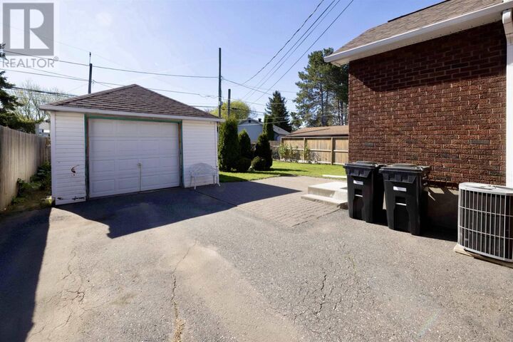 Property Photo:  408 Kingsway Ave  ON P7E 2A7 