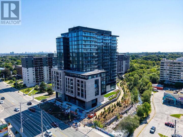 Property Photo:  86 Dundas Street East 1602  ON L5A 0B1 