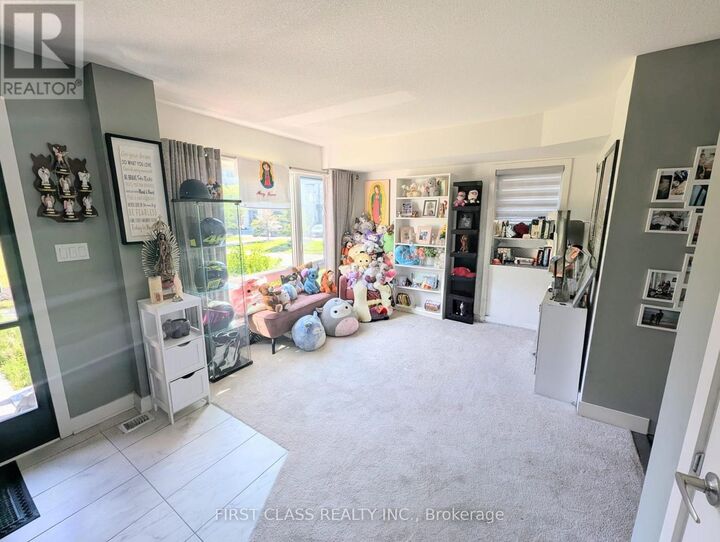 Property Photo: 18 Carpaccio Avenue ON L4H 4R5