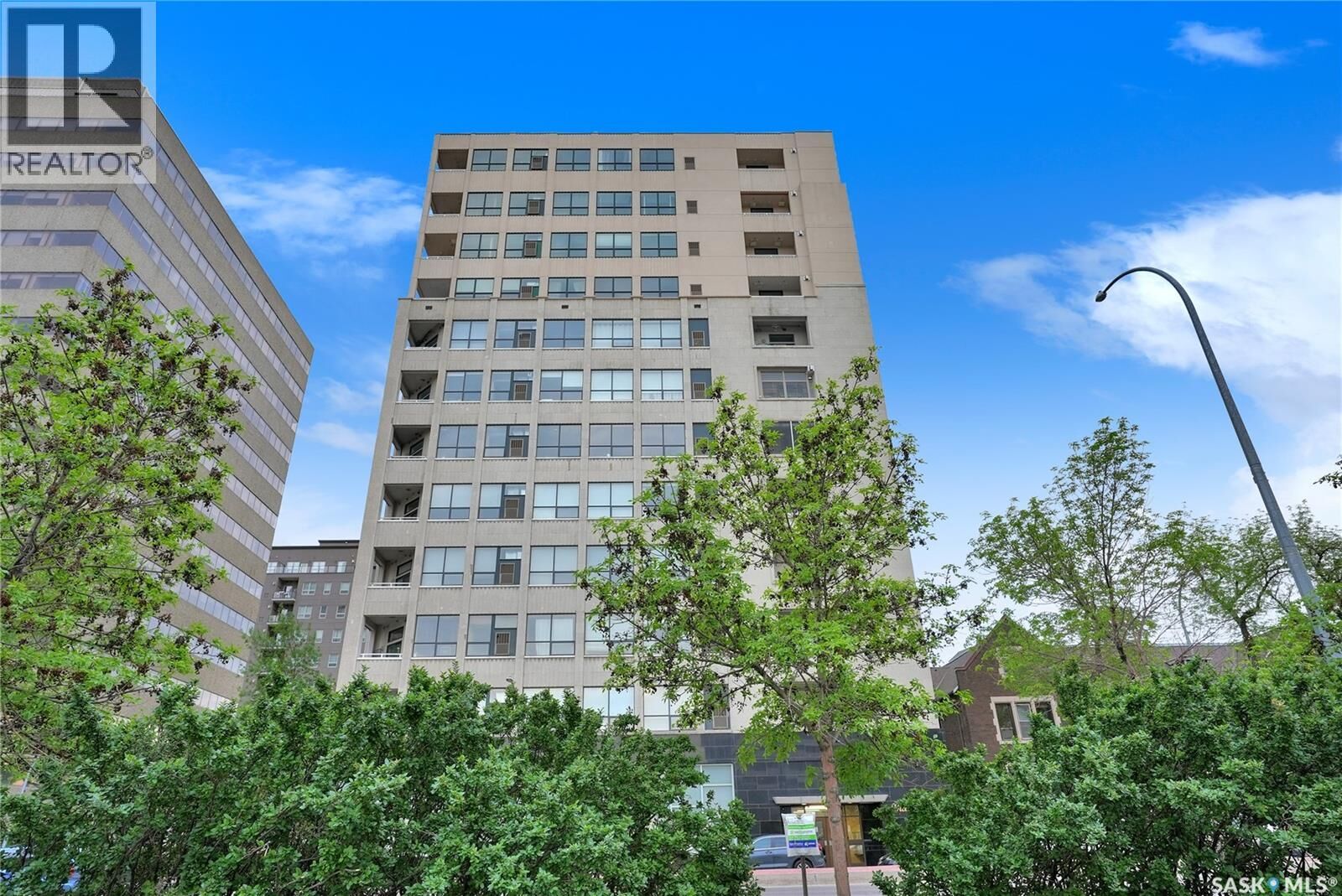 Property Photo: 208 1901 Victoria Avenue SK S4P 3R4