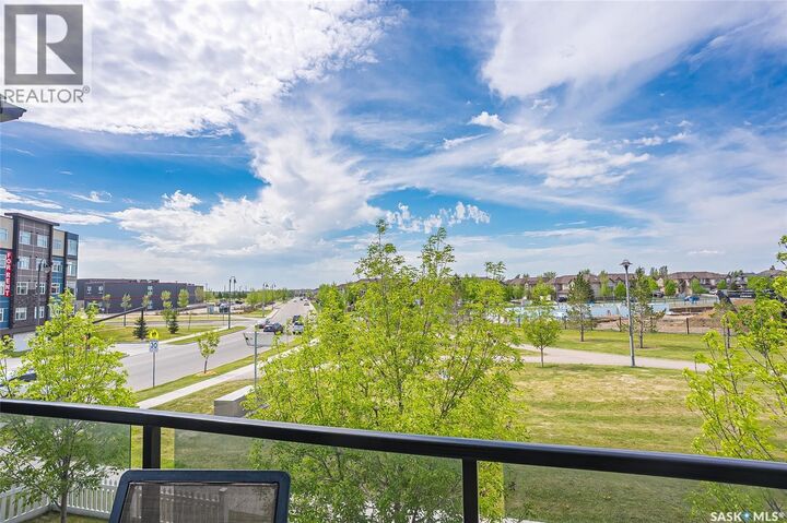 Property Photo:  370 620 Cornish Road  SK S7T 0Y3 