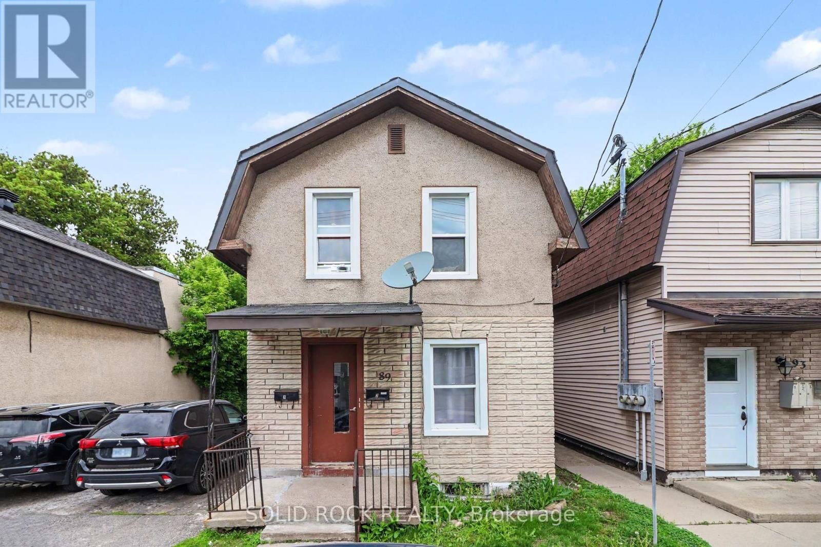 Property Photo:  89 Marier Avenue  ON K1L 5S2 