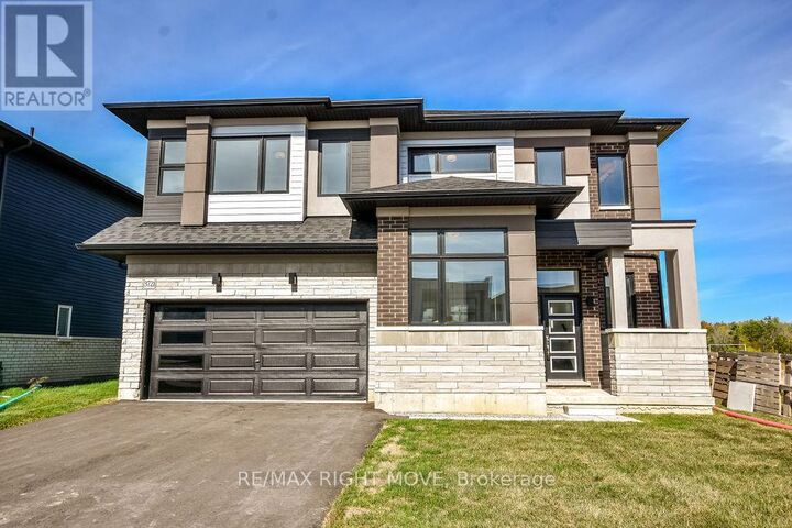 Property Photo:  3721 Quayside Drive  ON L3V 8M9 