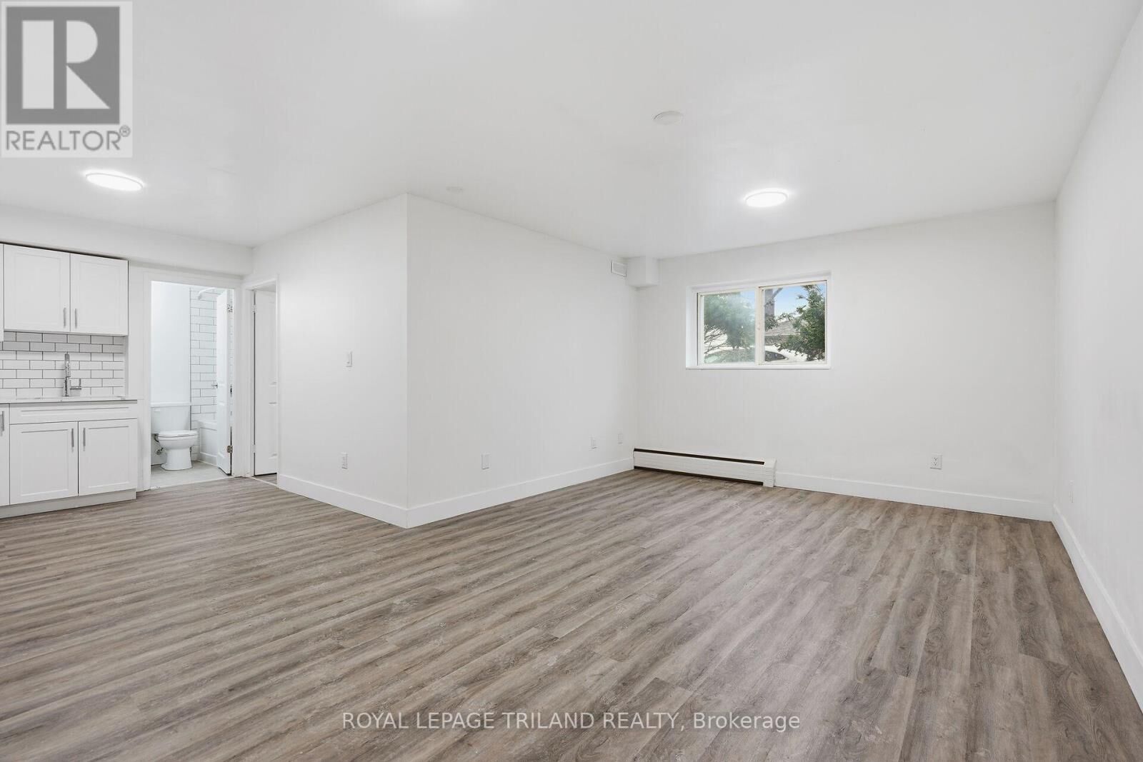 Property Photo:  227 Cathcart Street 106  ON N6C 3M8 