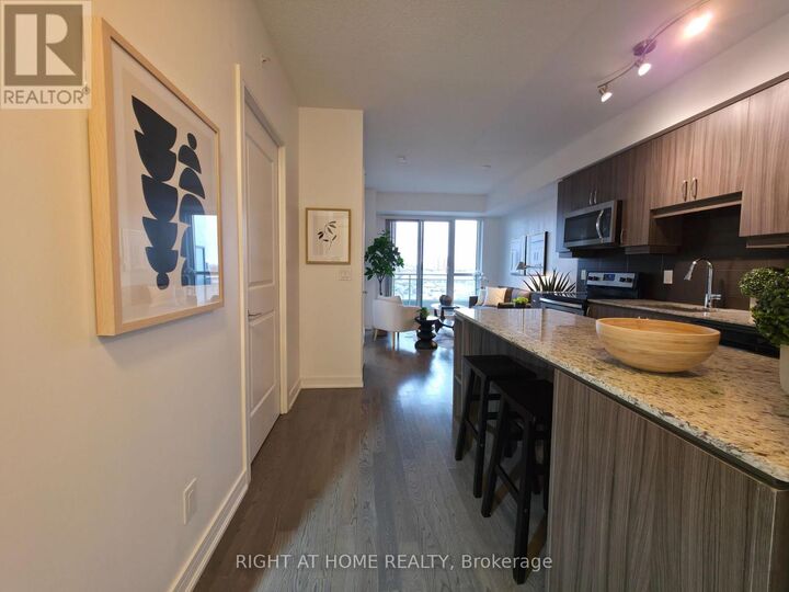 Property Photo:  9205 Yonge Street North Ne616  ON L4C 1V5 