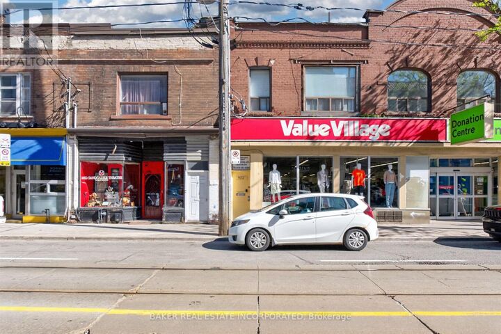 Property Photo: 922 Queen Street East 2 ON M4M 1J5