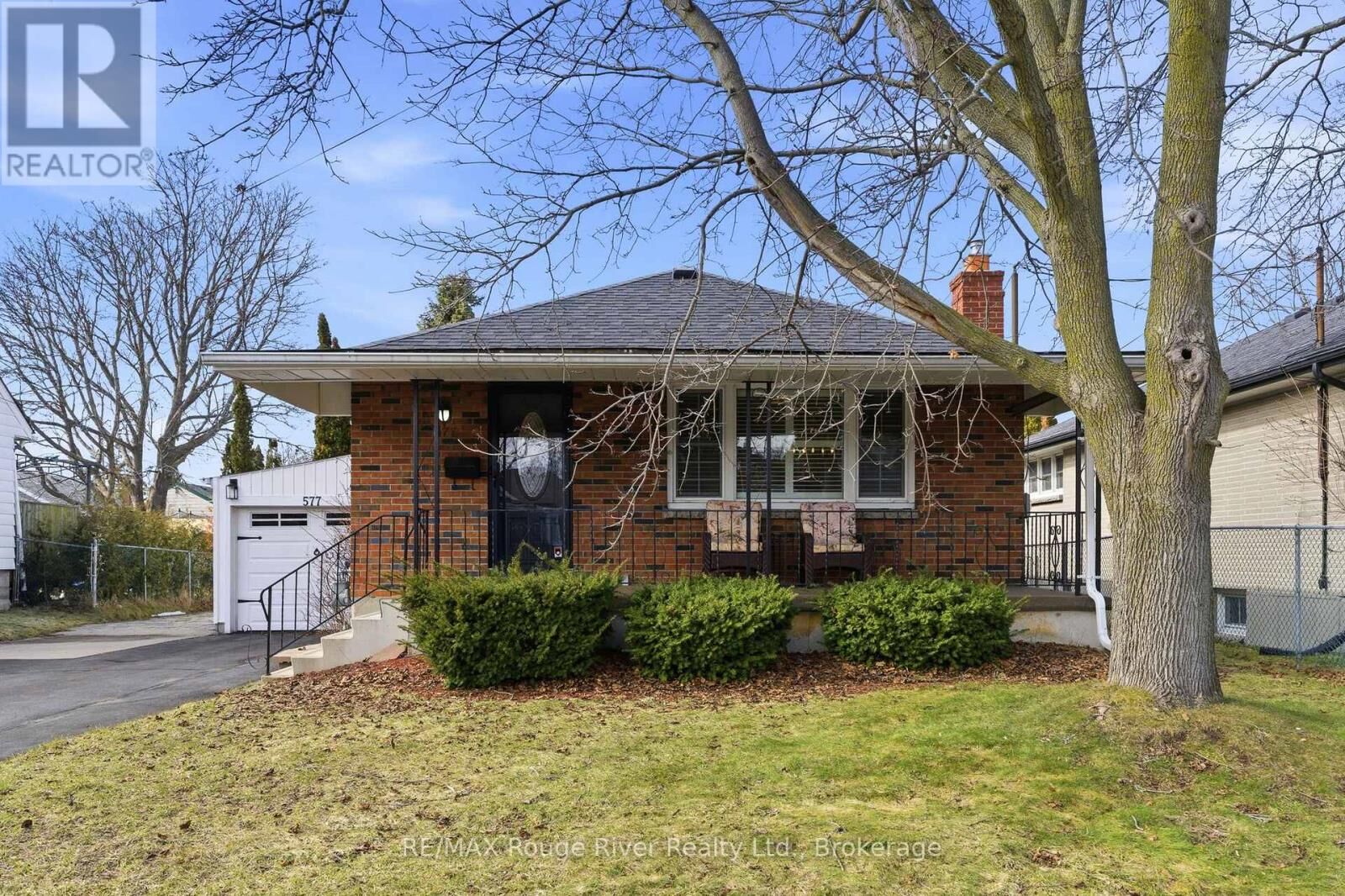Property Photo: 577 Sinclair Street ON K9A 2Y8