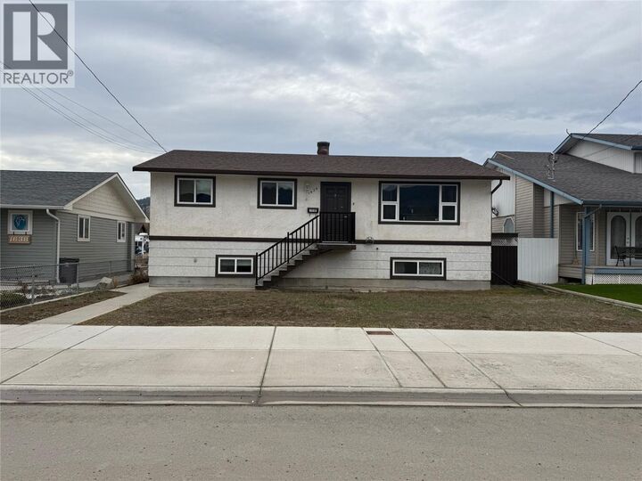 1626 Coldwater Avenue — photo 1