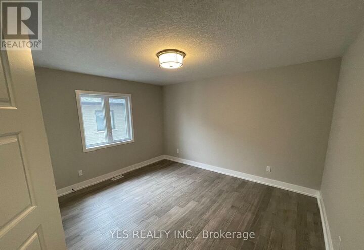 Property Photo:  87 Doon Creek Street  ON N2R 0M3 