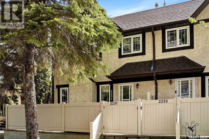Property Photo: 2231 McIntyre Street SK S4P 2S1