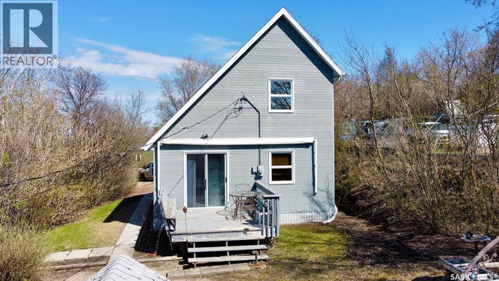 Property Photo:  207 Regina Street  SK S0K 4T1 