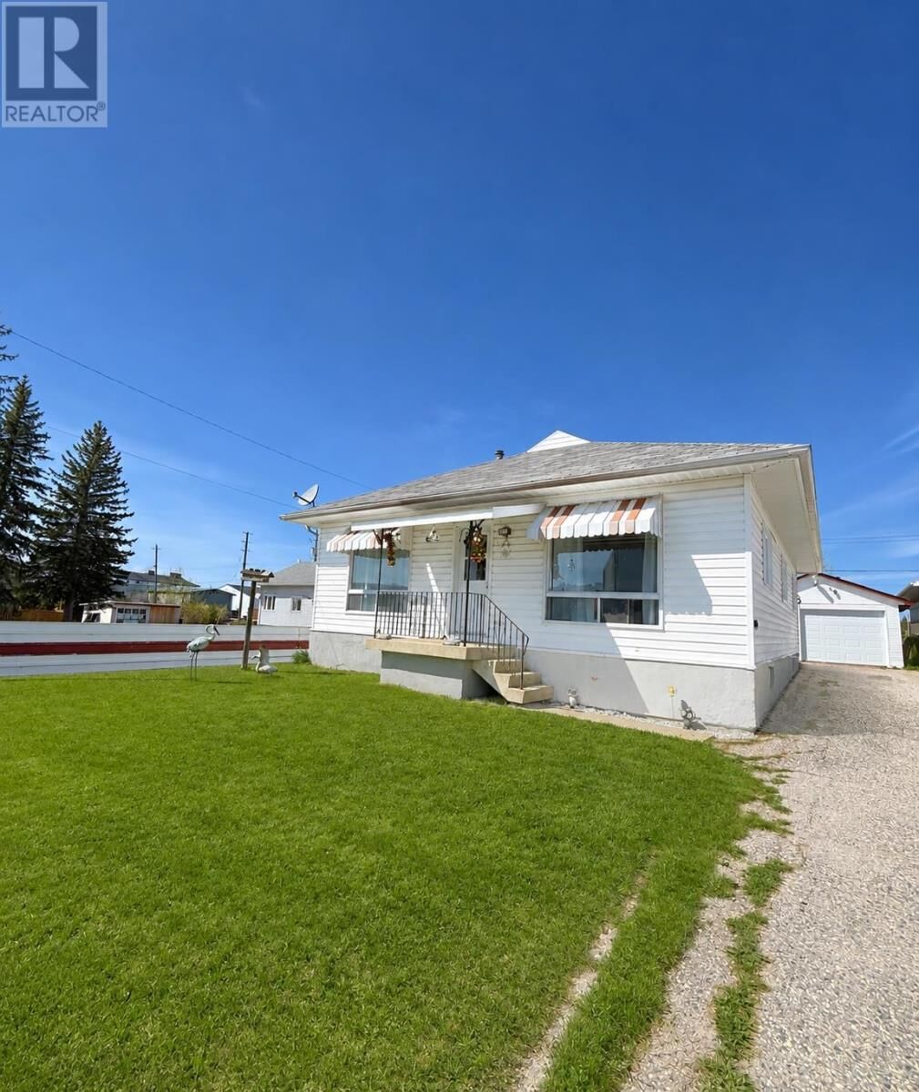 Property Photo: 114 Nishnabe Miikena ON P0T 2A0