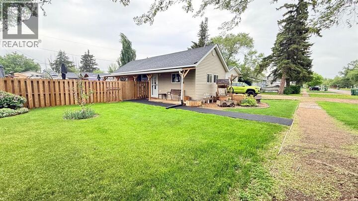 Property Photo:  106 1 Street West  SK S0M 1H0 