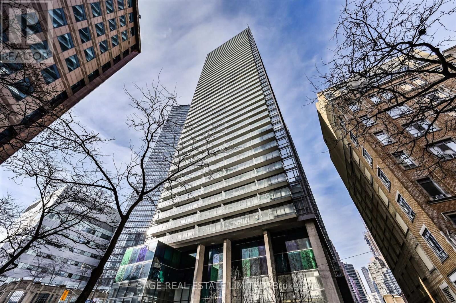 Property Photo: 38 Grenville Street 902 ON M4Y 1A5