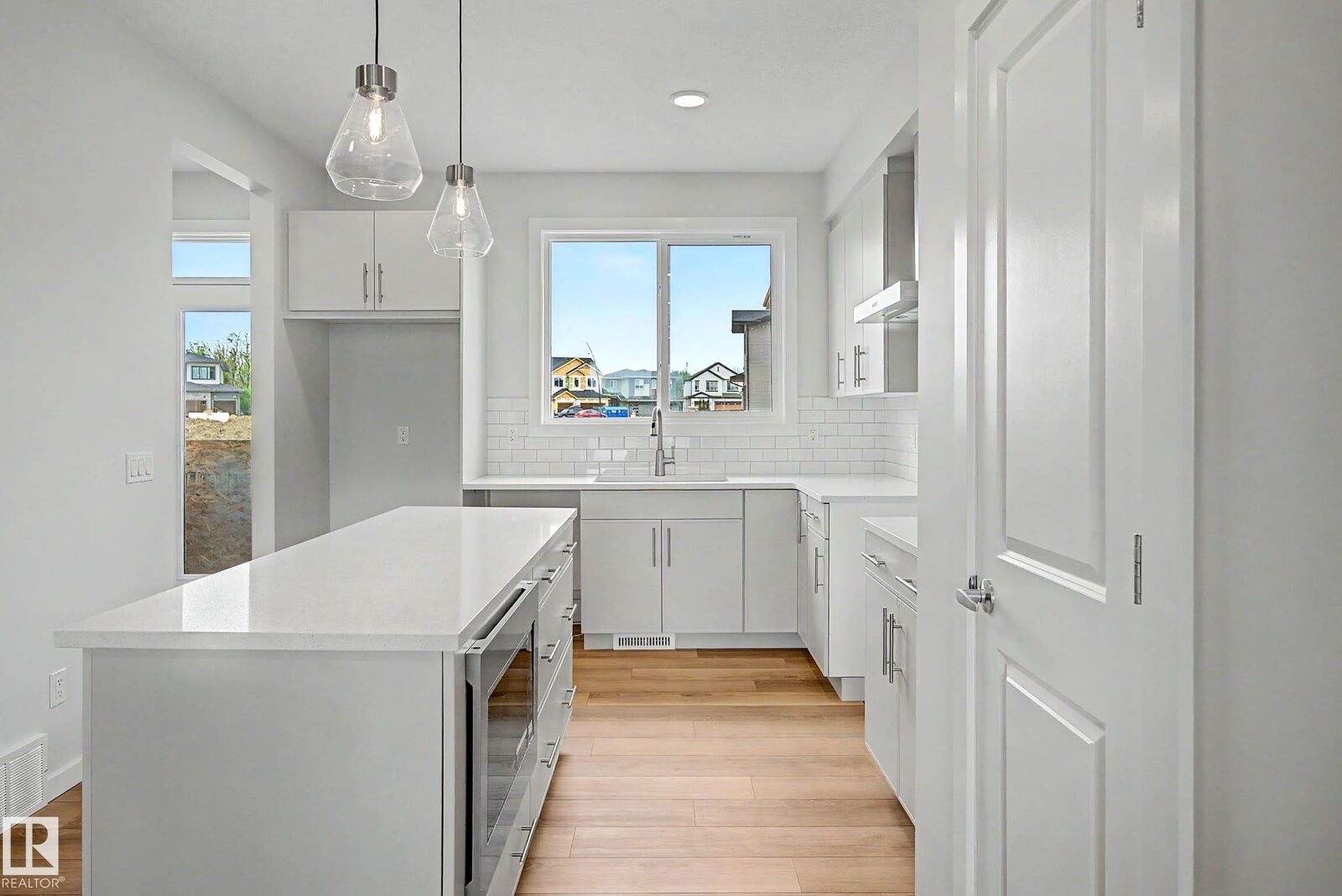 Property Photo:  21120 25 Ave NW  AB T6M 3H1 