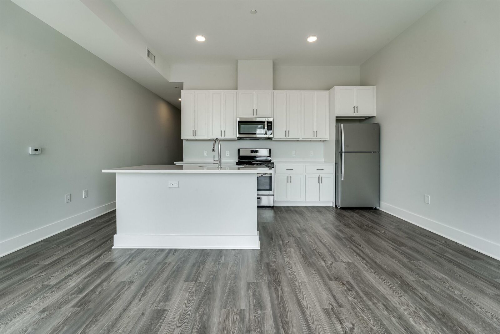 Property Photo:  660 Grand St 310  NJ 07304 