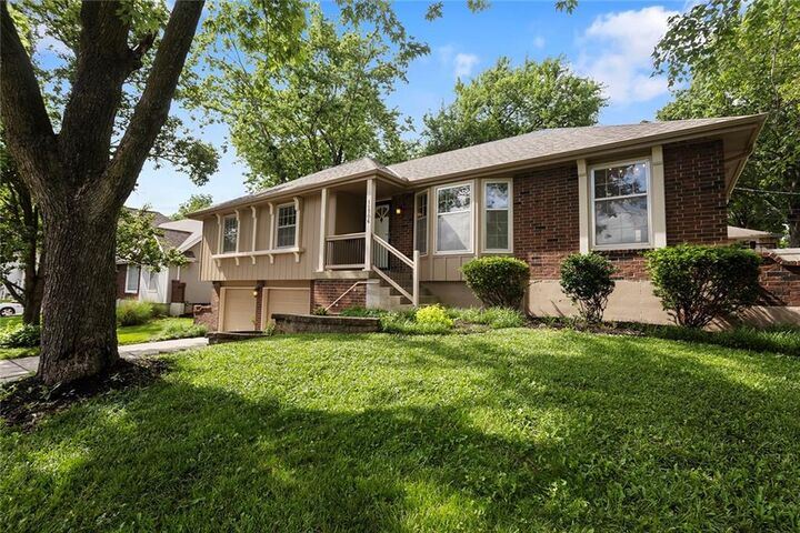 Property Photo:  11706 E 62nd Terrace  MO 64133 