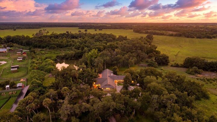 Property Photo:  5850 Vanderipe Road  FL 34241 