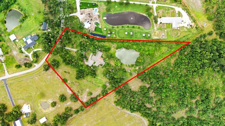 Property Photo: 5850 Vanderipe Road FL 34241