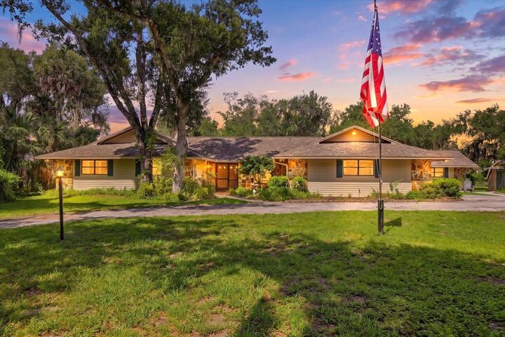 Property Photo:  5850 Vanderipe Road  FL 34241 
