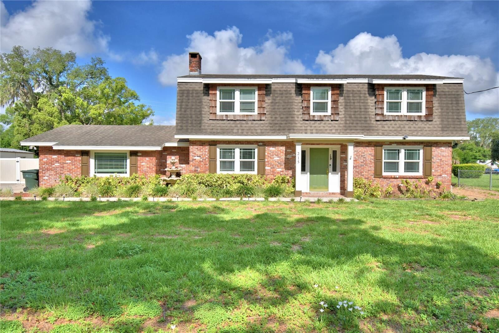 Property Photo:  215 S Ilakee Avenue  FL 33850 