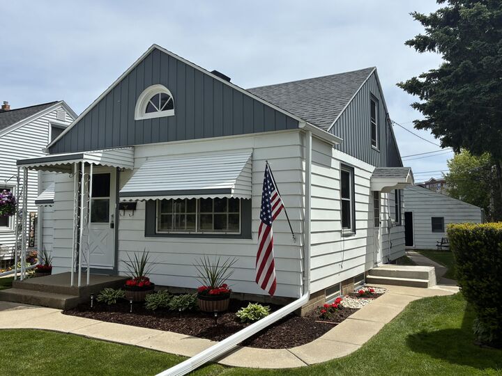 Property Photo:  3906 S Kirkwood Ave  WI 53235 