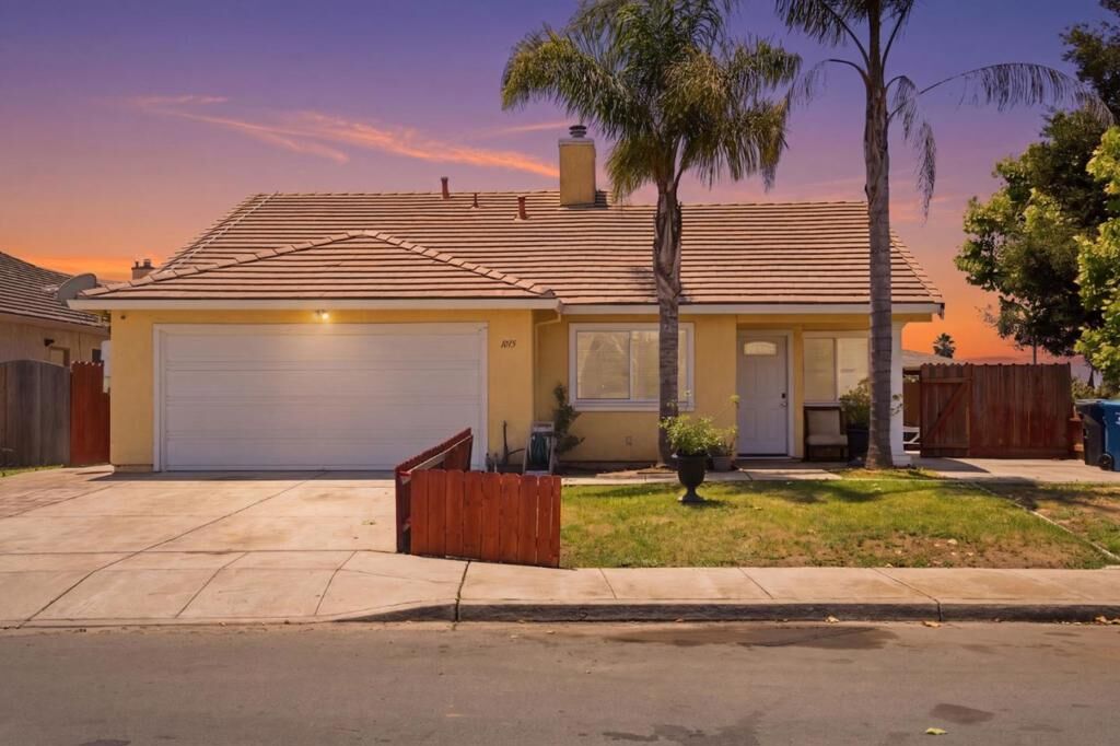 Property Photo:  1015 Eagle Drive  CA 93905 